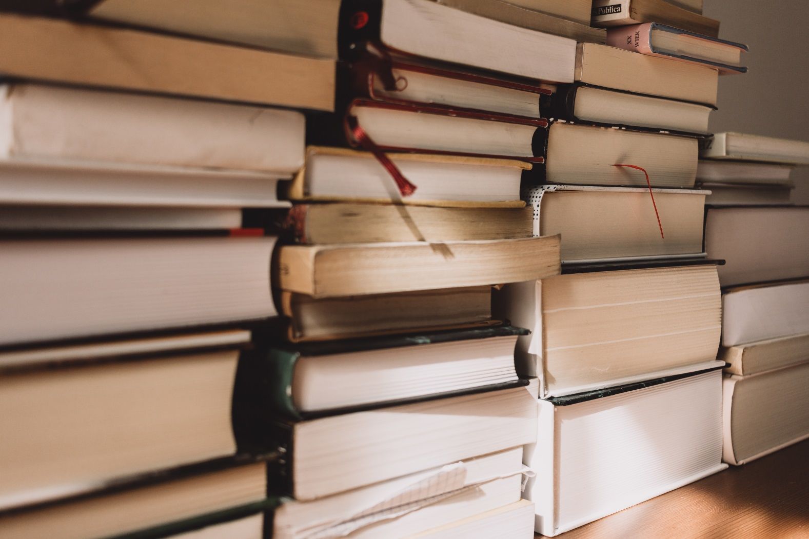 книги, библиотека