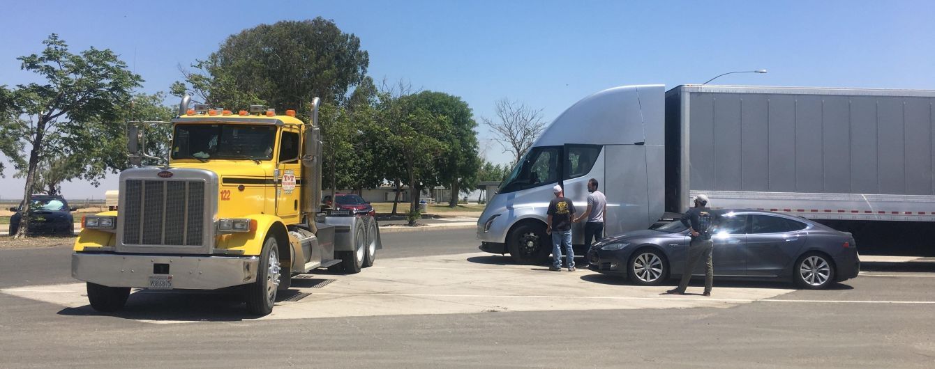Старт производства грузовиков Tesla Semi перенесли на год