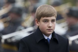Білоруський принц Вільям. Мережу приголомшив змужнілий син Лукашенка