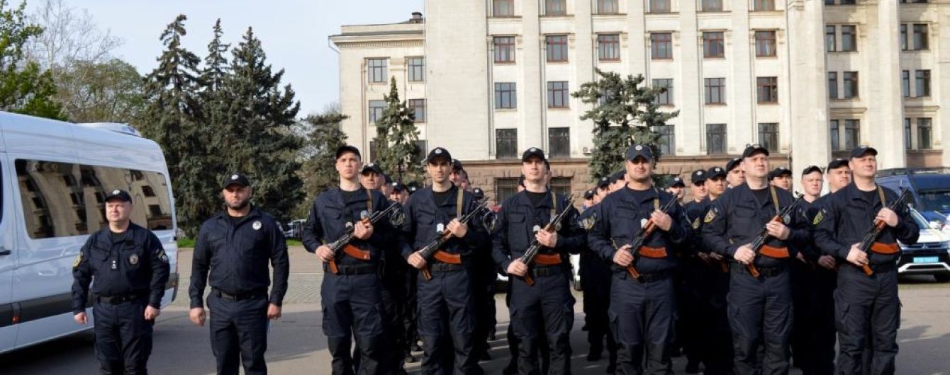 Поліція Одеси переходить на посилену службу напередодні річниці пожежі у Будинку профспілок
