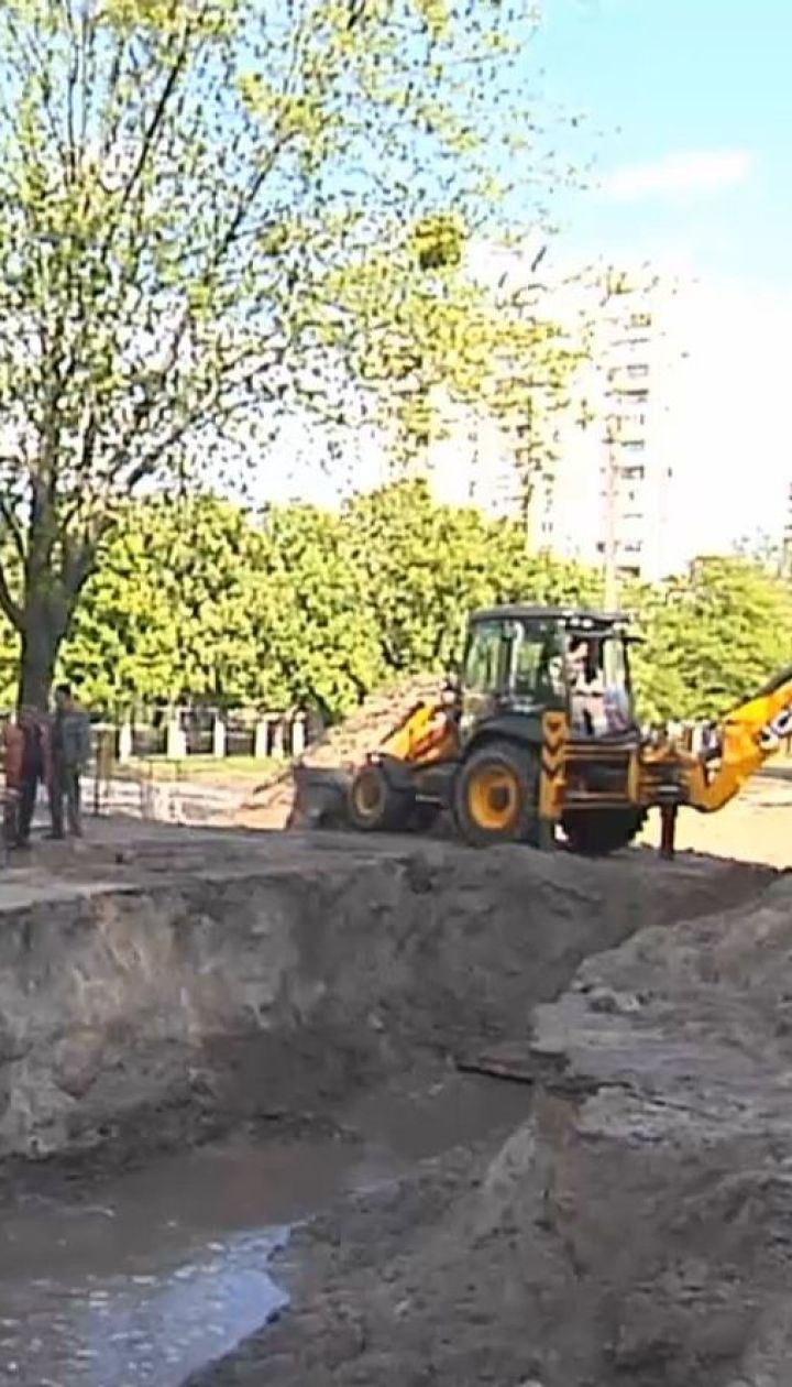 У столиці прорвало теплотрасу