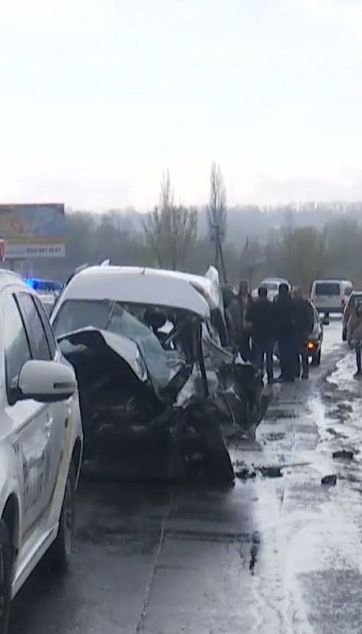 За час великодніх і травневих свят на дорогах України сталося 3600 ДТП