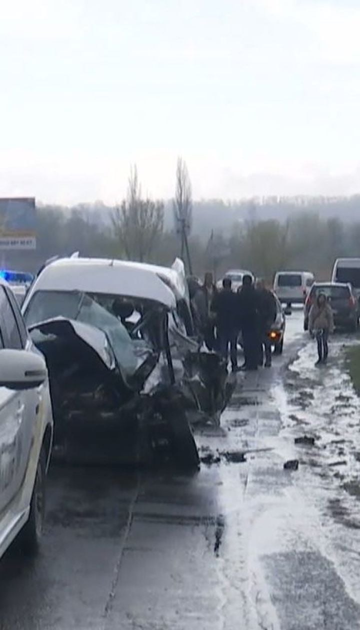 За время пасхальных и майских праздников на дорогах Украины произошло 3600 ДТП