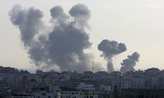 Армія Ізраїлю завдала кілька ударів по об'єктах ХАМАС в секторі Газа