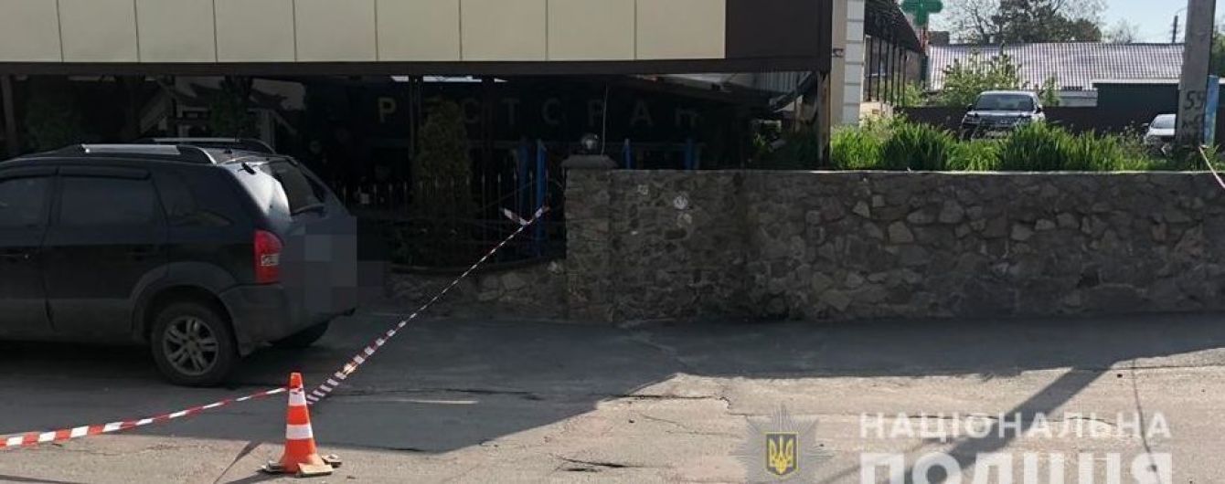 На Киевщине выстрелом в шею убили полицейского