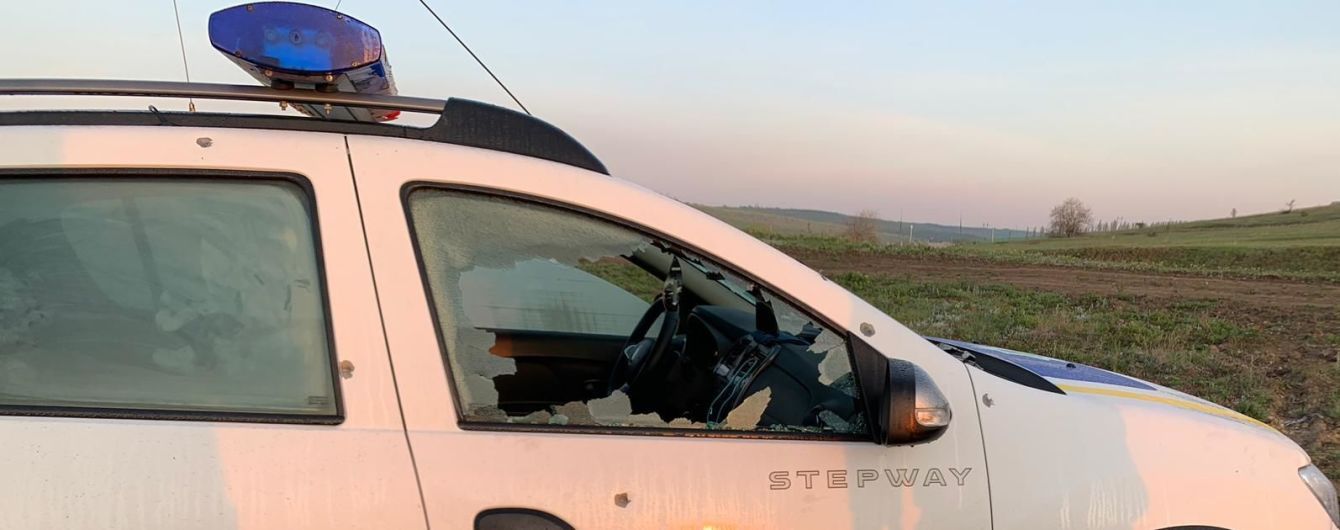 На Одесчине разыскивают мужчину с ружьем, который напал на копов