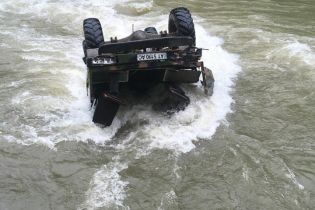 У аварії вантажівки в Карпатах загинули дві туристки з Білорусі та керівник групи