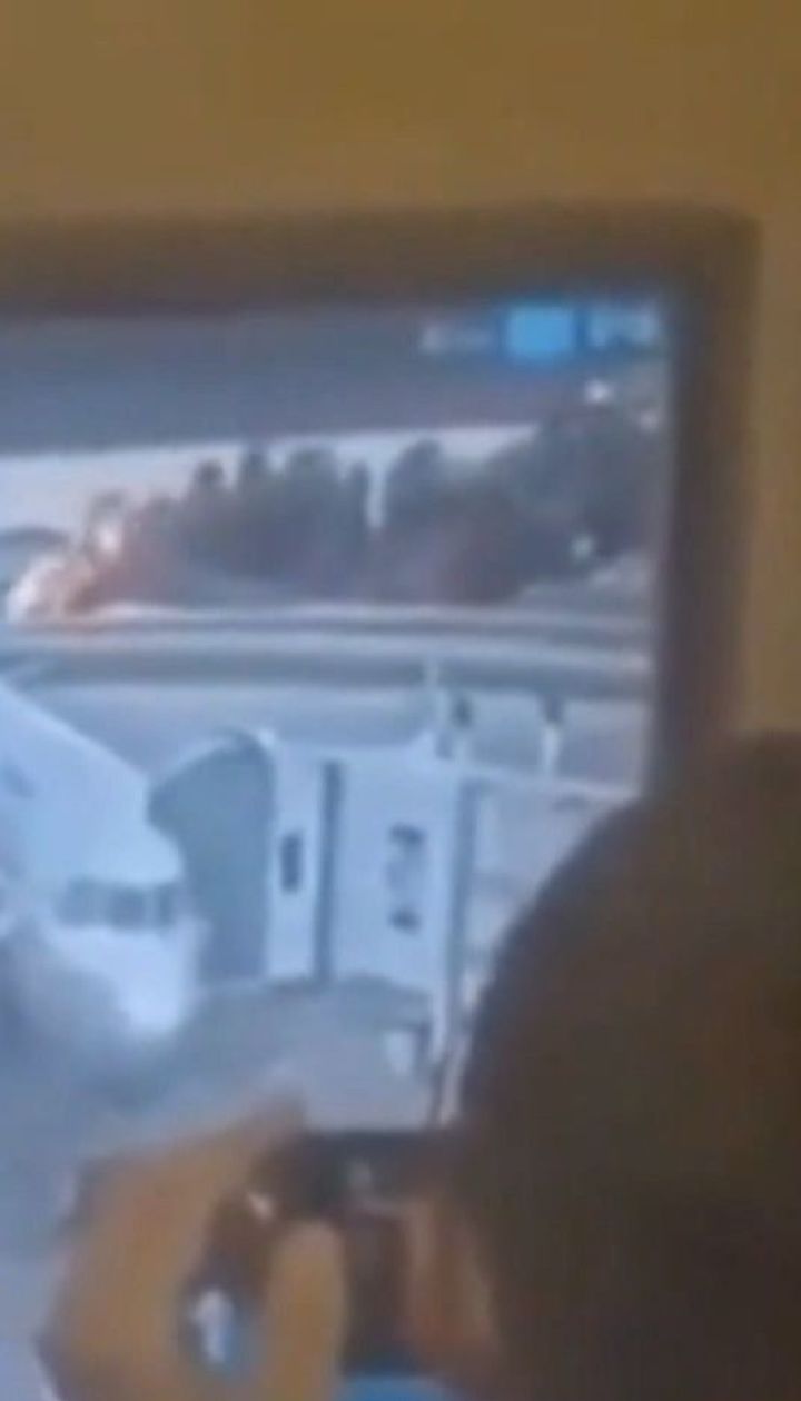 Появилось видео, где, вероятно, работники аэропорта "Шереметьево" смеются над трагедией