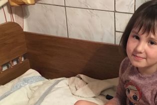 15 тысяч евро нужны, чтобы спасти ножку 8-летней Насти