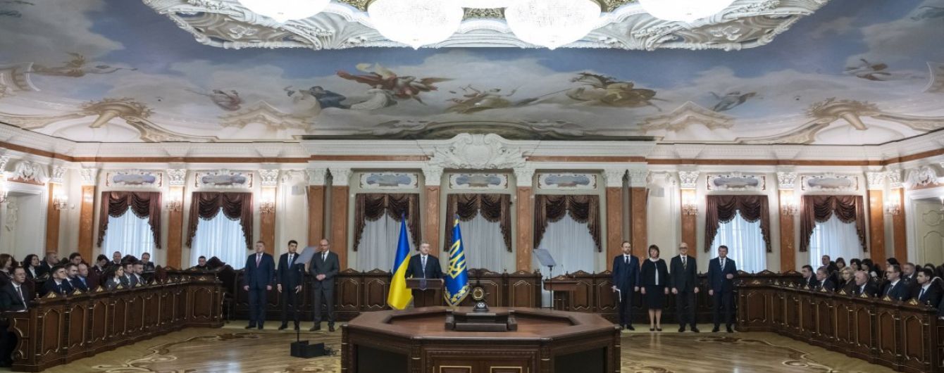 Экскурсия в антикоррупционный суд: кабинеты судей по 10 квадратов и комфорт для подсудимых