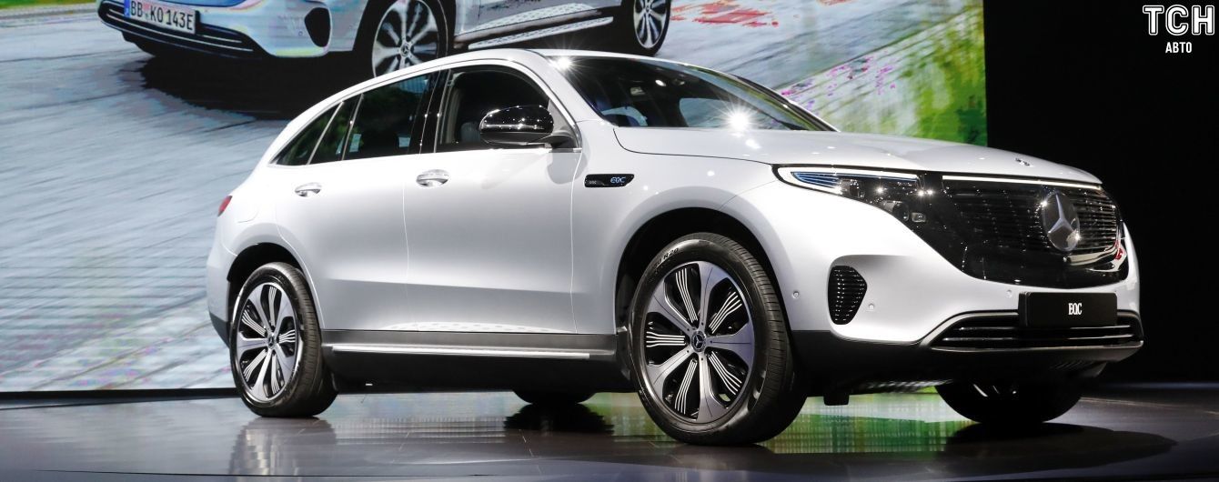 Электрокроссовер Mercedes EQC запустили в продажи за 71 тысячу евро