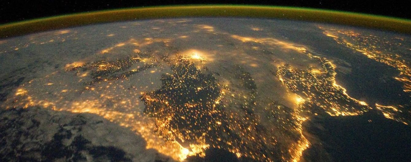 Ризик "небезпечної ситуації в космосі". США звинуватили російські супутники у шпигунстві за своїм апаратом
