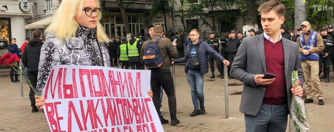 Абсурди київського 9 травня: Рейган і Ярош "знайшлися" на портретах радянських ветеранів