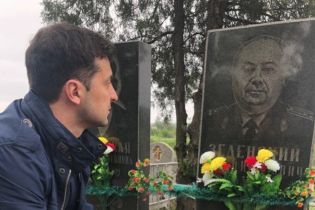 Зеленський заявив, що ніхто не має права приватизувати перемогу у Другій світовій війні