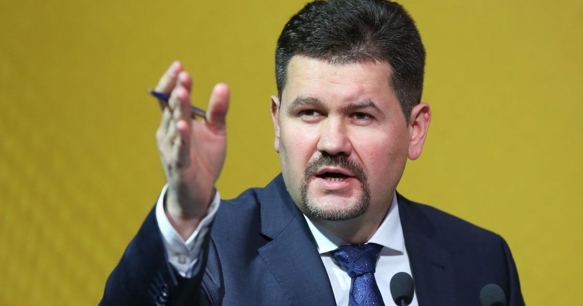 Порошенко наградил своего пресс-секретаря