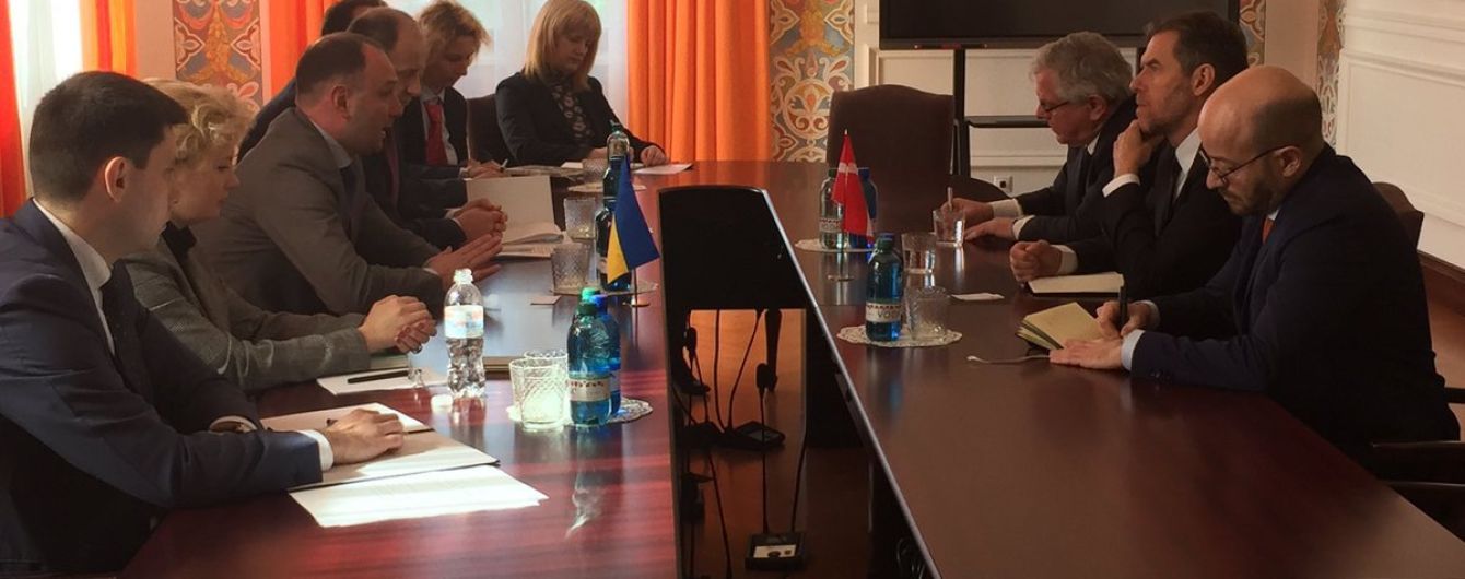 Похищение ребенка в Запорожье. Представители МИД Украины и Дании обсудили ситуацию