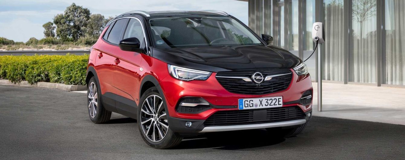 Opel представил кроссовер Grandland X на гибриде