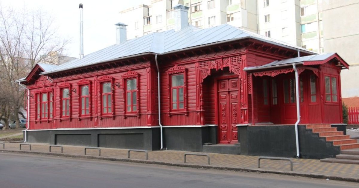 Чернигов теряет уникальные резные дома позапрошлого века