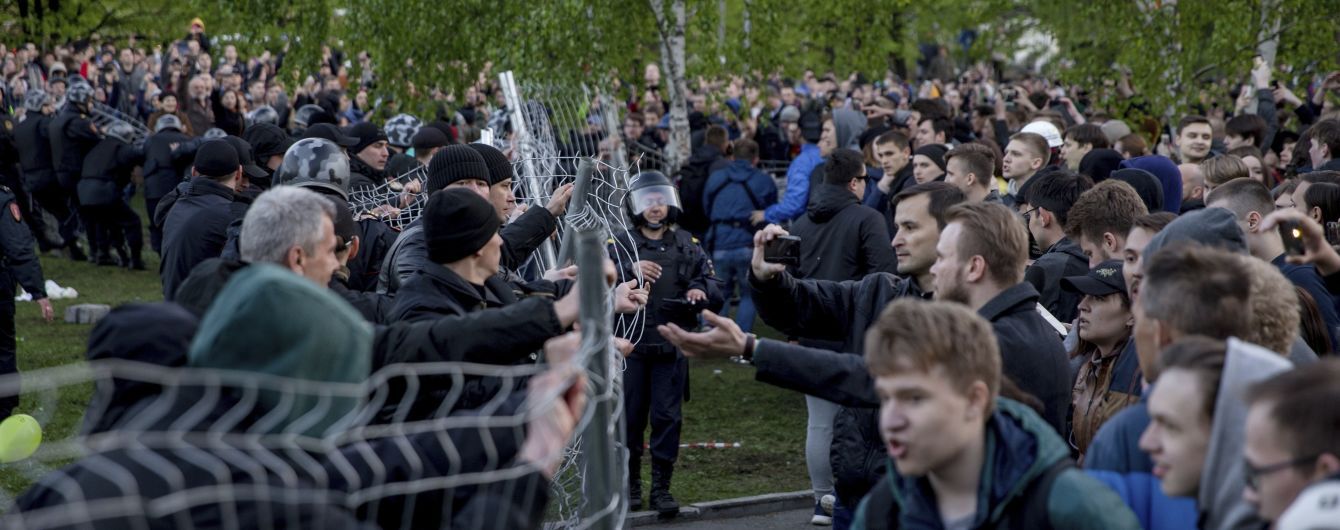"Конфлікт вичерпано": губернатор закликав змінити місце для скандального храму в Єкатеринбурзі