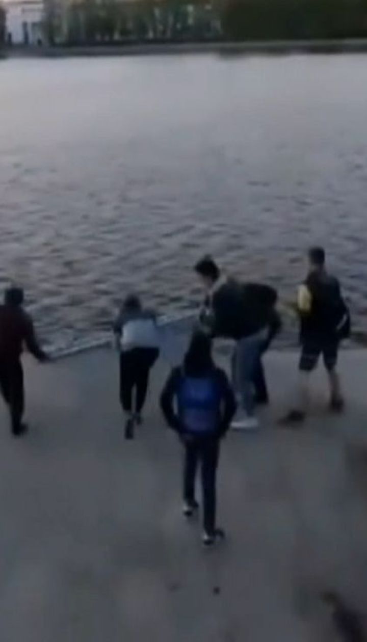 У Єкатеринбурзі не вщухають протести проти будівництва храму на місці скверу