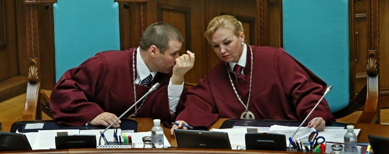 Новообрана глава Конституційного суду була серед тих, хто дав Януковичу "царські" повноваження