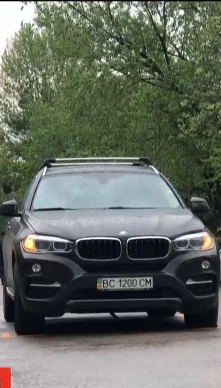Во Львове пытались взорвать автомобиль БМВ, принадлежащий местному бизнесмену