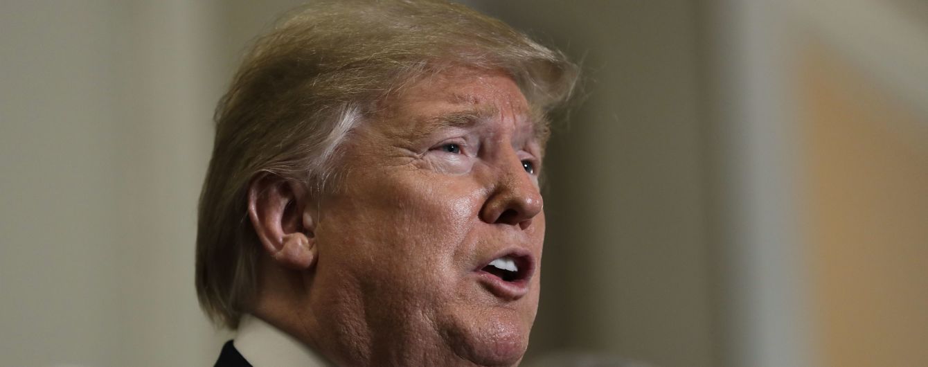 Трамп запровадив режим НС в американських комп’ютерних мережах