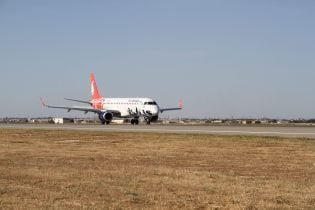 Азербайджанський лоукостер Buta Airways здійснив перший рейс з Баку до Одеси