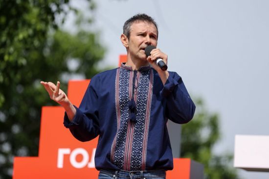 Безвідповідальність і стара політика: Вакарчук розкритикував озвучену Богданом ідею референдуму
