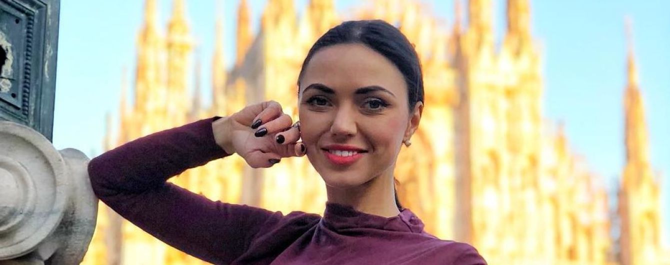 Виктория из "НеАнгелов" озадачила фанатов снимком с округлившимся животом