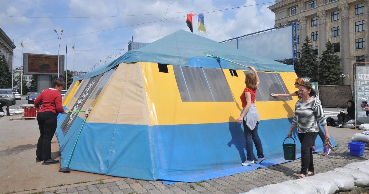 Апелляционный суд разрешил оставить волонтерскую палатку в Харькове, от которой хотел избавиться Кернес