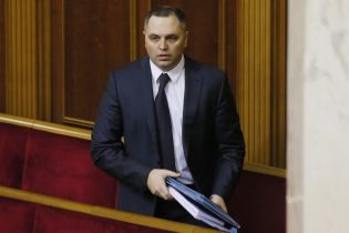 Угрожал изнасиловать "в рот": СМИ обнародовали переписки Портнова с прокурорами, которые вели против него дела
