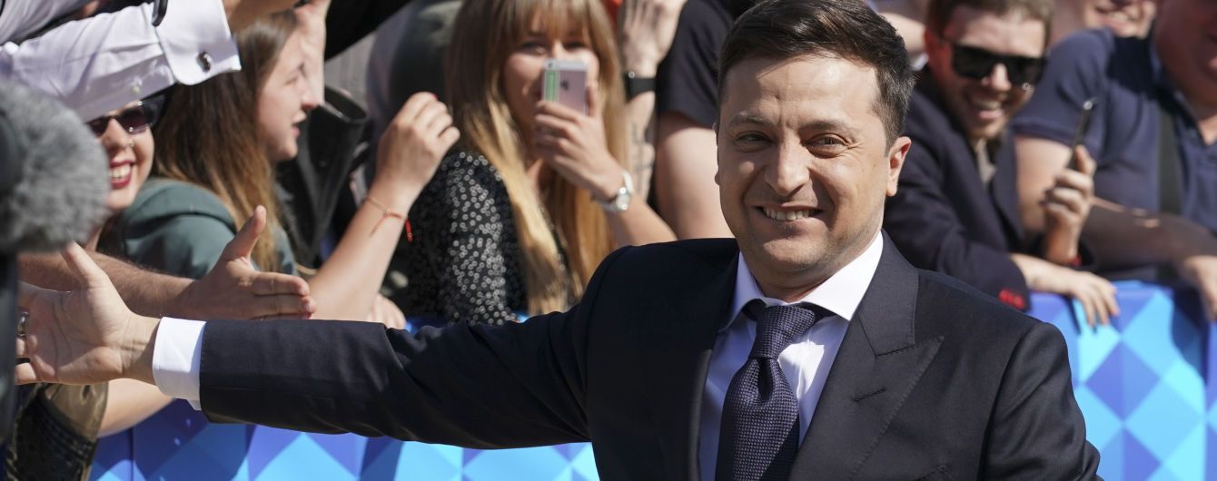"У вас на это два месяца". Зеленский отдал первые поручения Раде