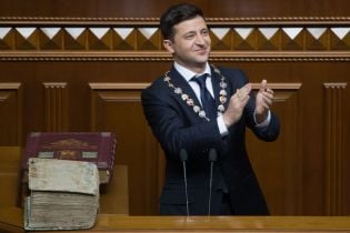 Петиція на підтримку президента Зеленського набрала 25 тисяч голосів