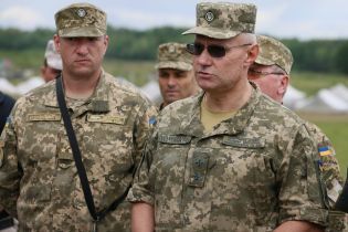 "Я виходив разом з тими людьми". Начальник Генштабу Хомчак розказав про Іловайськ