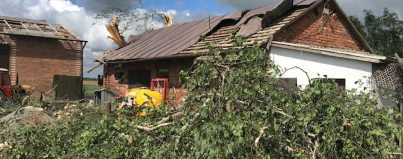 Мощный смерч повредил более 100 домов в Польше