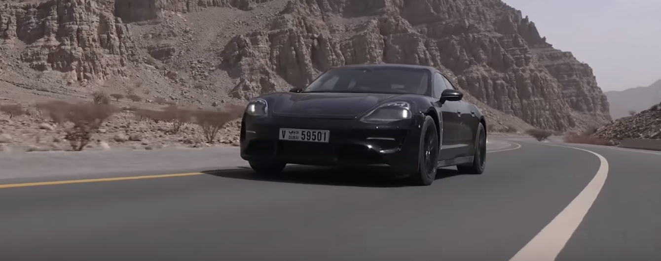 Блогер проехался в Porsche Taycan и снял все на видео