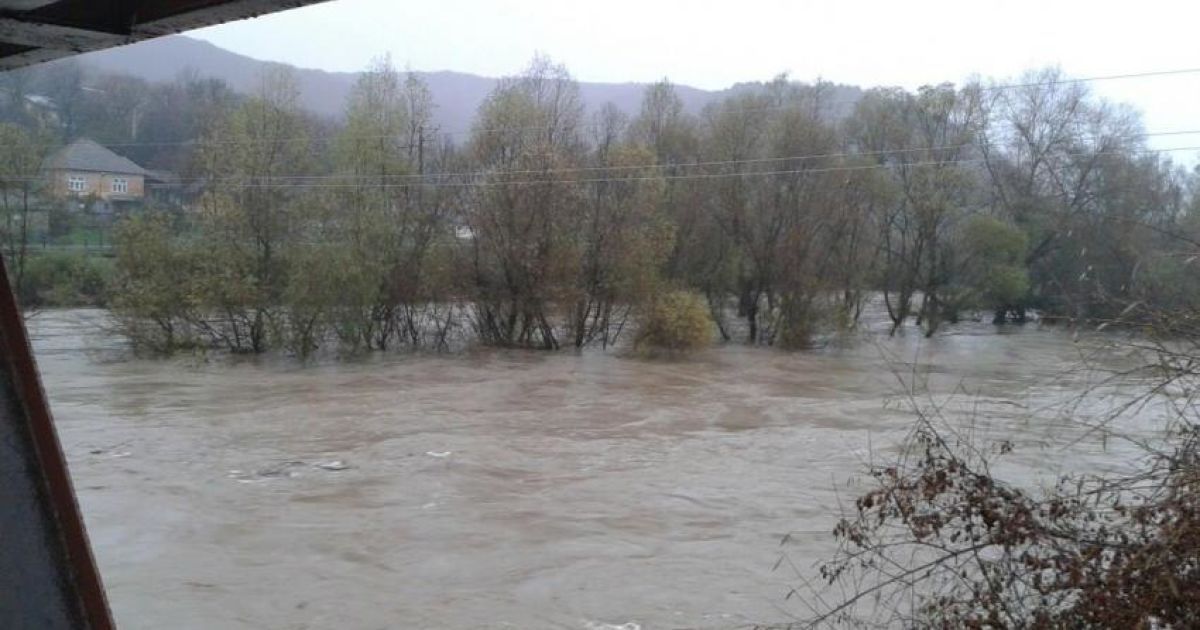 На Закарпатті порахували мільйонні збитки від розгулу стихії