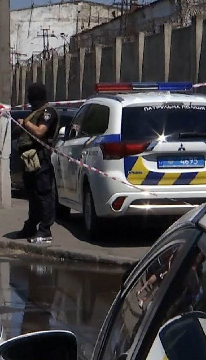 В одесской колонии заключенные устроили пожар и взяли в заложники охранников и медработников