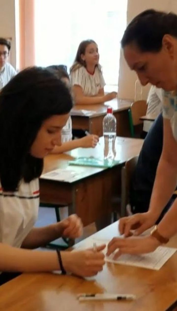 Уже во второй раз на ВНО по английскому языку абитуриенты будут выполнять аудирование