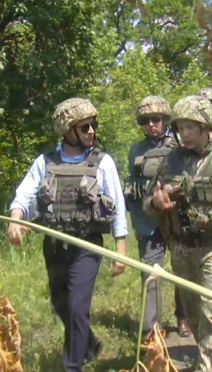 Полное видео поездки Зеленского на фронт