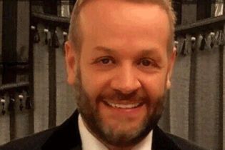 Зеленський дав громадянство України сирійцю, який допомагав звільняти українських моряків