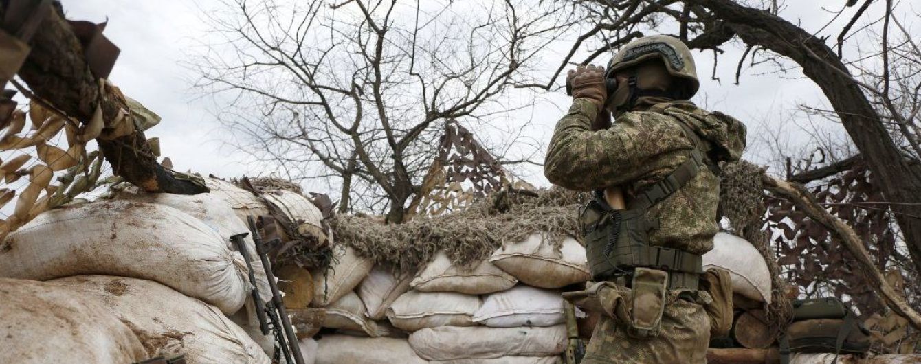 На Донбасі внаслідок обстрілів терористів загинуло четверо українських захисників