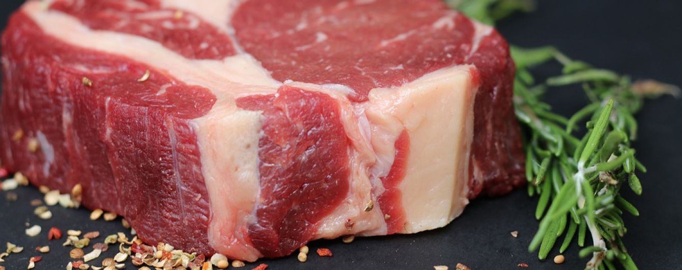 Всемирно известная блогерша-веганка стала употреблять мясо и отчиталась об улучшении здоровья