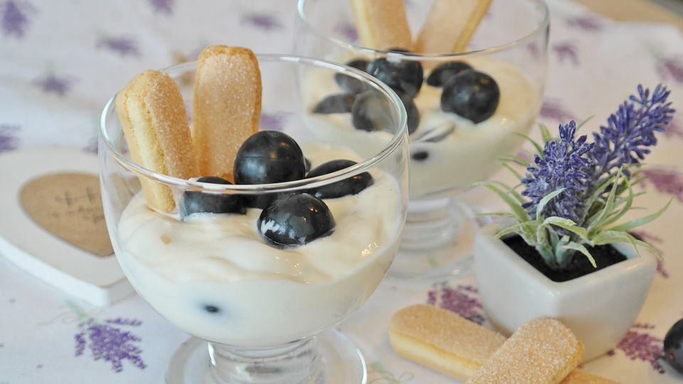 Молочні продукти, молочний десерт, йогурт