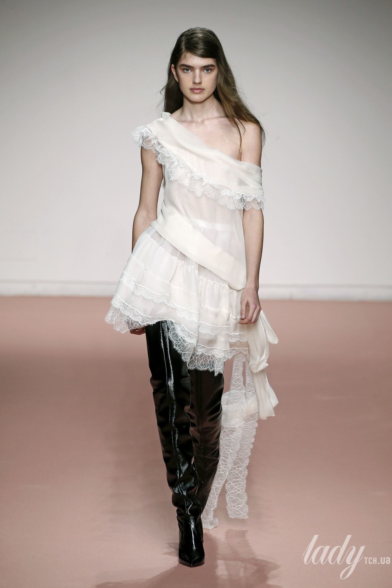 Коллекция Blumarine прет-а-порте сезона осень-зима 2019-2020_34