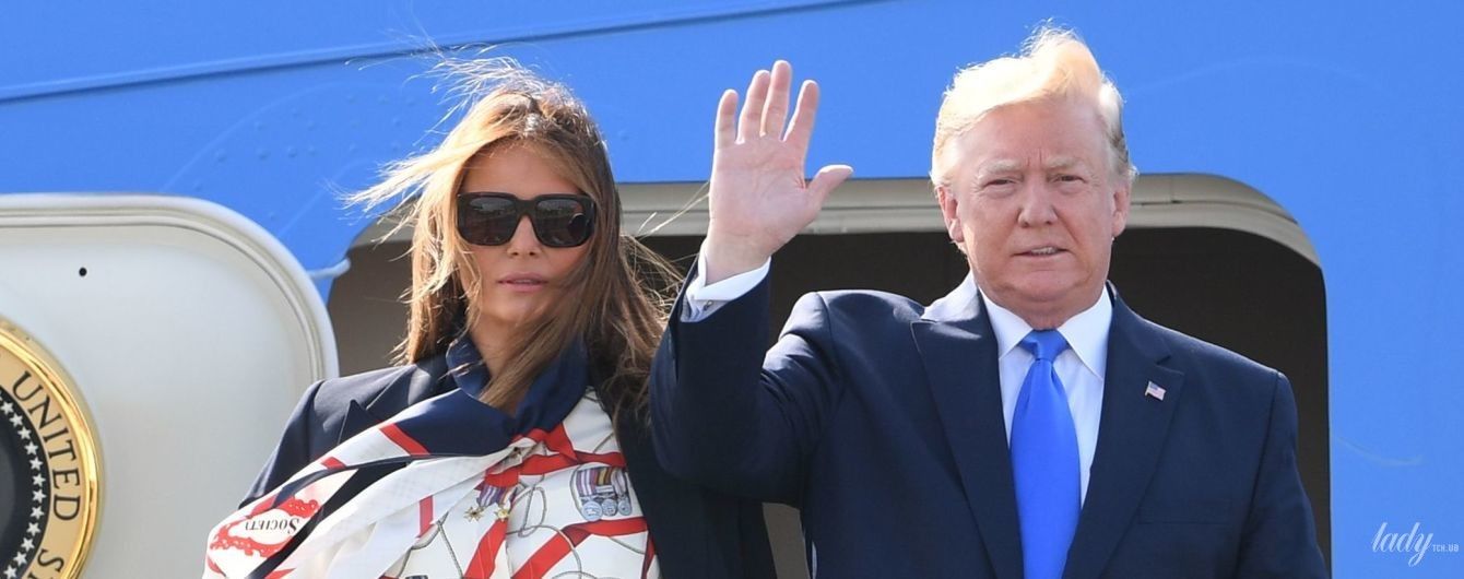 Элегантно одетая, но растрепанная: ветер испортил прическу Мелании Трамп