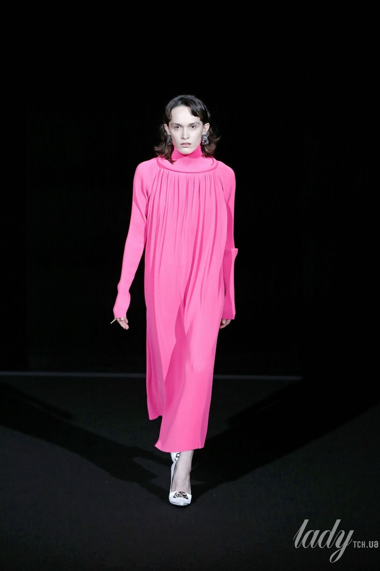 Коллекция Balenciaga прет-а-порте сезона осень-зима 2019-2020_56