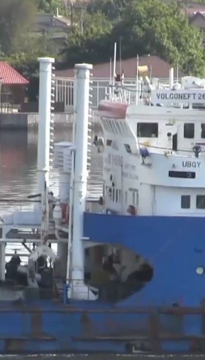 Після відвідин анексованого Криму до України без перешкод входять кораблі