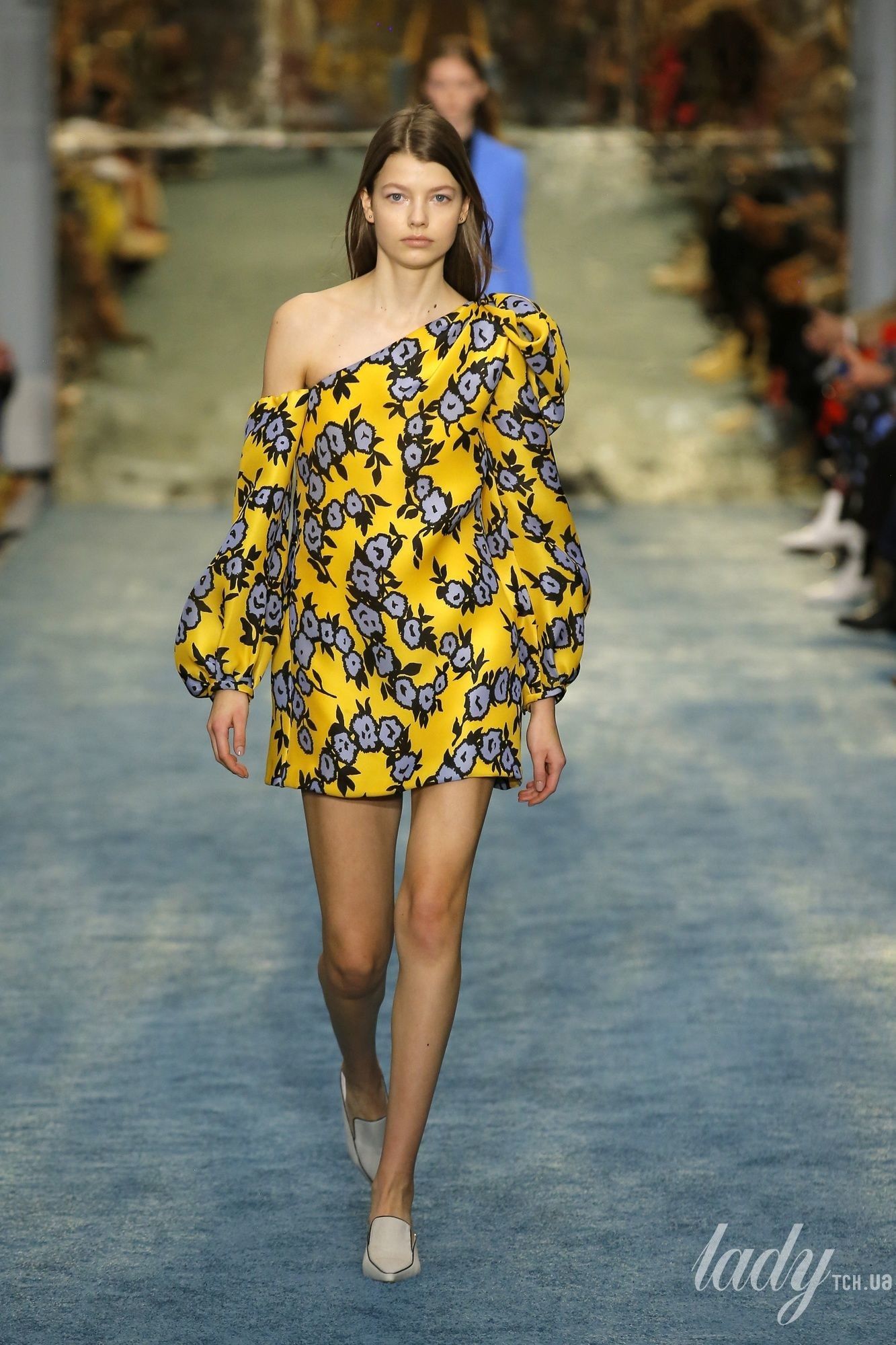 Коллекция Carolina Herrera прет-а-порте сезона осень-зима 2019-2020_5
